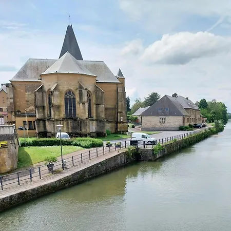 아파트 Les Cocottes Le Chesne (Ardennes)